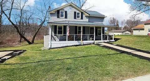 221 Cayuga St, Springport, NY 13160