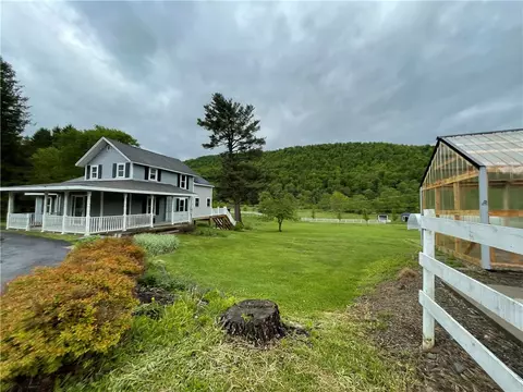 1571 State Route 44 N, Hebron, PA 16915