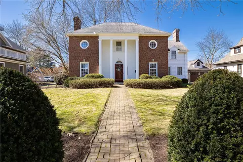 59 Brookside Dr, Rochester, NY 14618