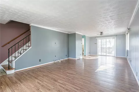 424 Helendale Rd, Irondequoit, NY 14609 photo 11