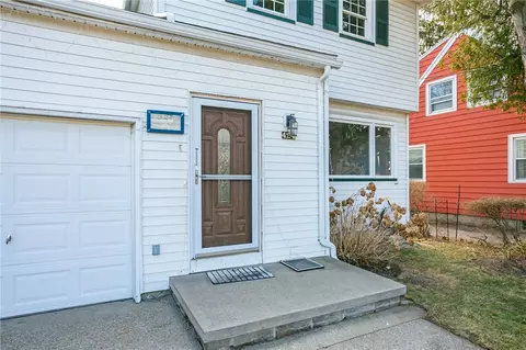 424 Helendale Rd, Irondequoit, NY 14609 photo 3
