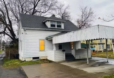 1310 Halls Ln, Elmira, NY 14901