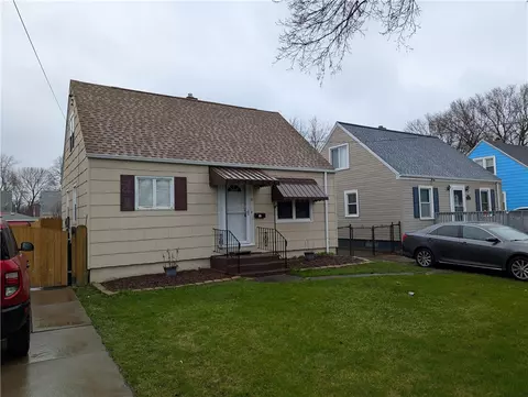 18 Ladner Ave, Buffalo, NY 14220
