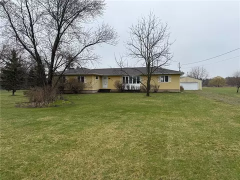 4209 Wicks Rd, Lockport, NY 14094