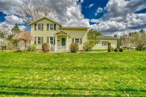 452 Jefferson Ave, Perinton, NY 14450