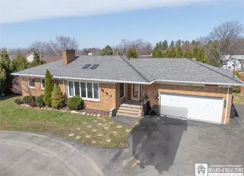 3744 Lake Shore Dr E, Dunkirk, NY 14048