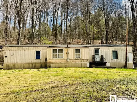 4030 Wilson Hollow Rd, Falconer, NY 14733