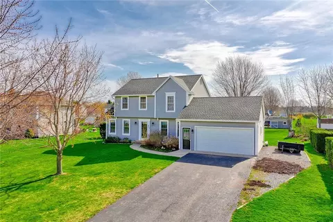 470 Dunwoody Xing, Webster, NY 14580
