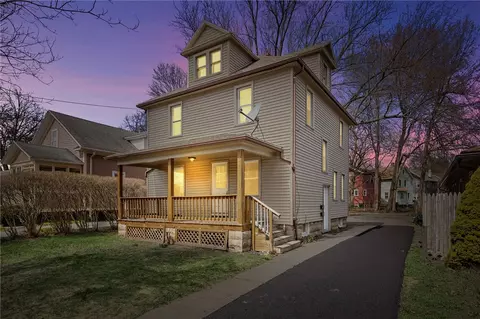 816 Atlantic Ave, Rochester, NY 14609