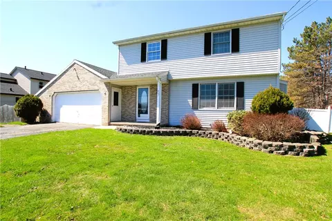 807 Flynn Rd, Greece, NY 14612