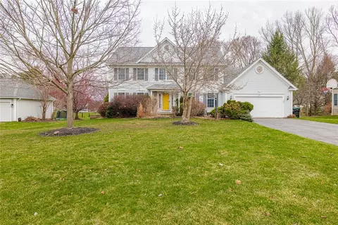 32 Scarborough Park, Rochester, NY 14625