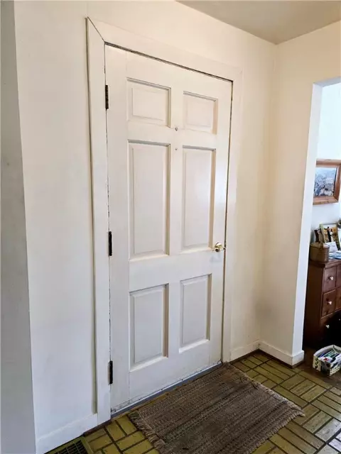 21 Dickerson St, Lyons, NY 14489 photo 6