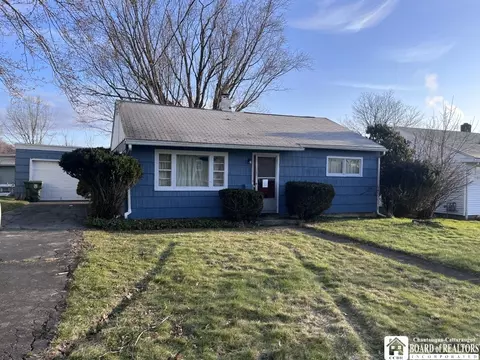 158 Indiana Ave, Jamestown, NY 14701