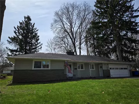 41 Hillhurst Ln, Irondequoit, NY 14617 photo 42