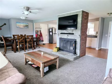 41 Hillhurst Ln, Irondequoit, NY 14617 photo 8