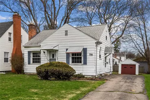 558 Eaton Rd, Irondequoit, NY 14617