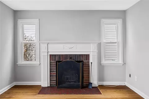 558 Eaton Rd, Irondequoit, NY 14617 photo 5