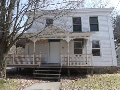 42 Main St, Andes, NY 13731