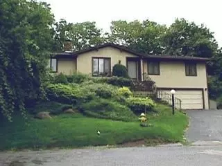 155 Kindlewood Ln, Irondequoit, NY 14617