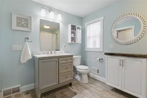 Bath - 623 Beverly Dr, Webster, NY 14580 photo 2 of 2