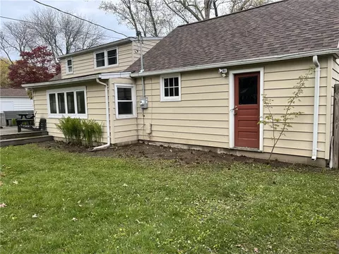 Exterior - 75 Oakridge Dr, Irondequoit, NY 14617 photo 5 of 8