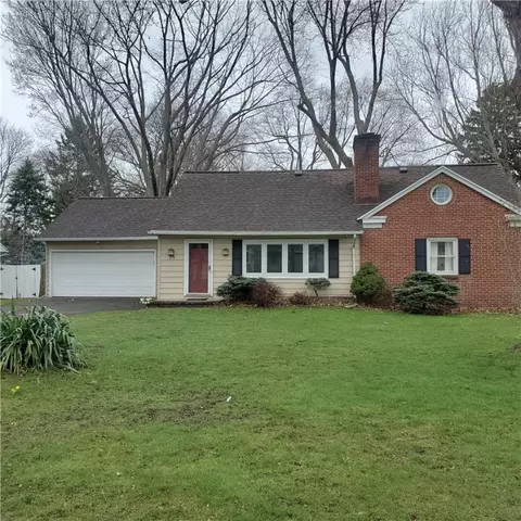 75 Oakridge Dr, Irondequoit, NY 14617