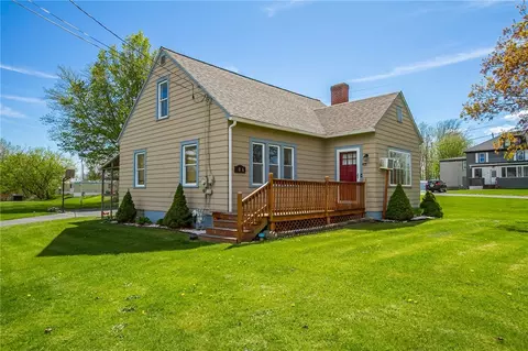 1016 Waterloo Geneva Rd, Waterloo, NY 13165