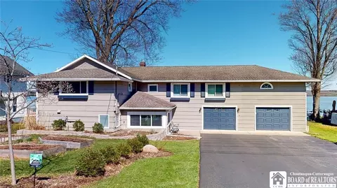 240 W Summit St, Busti, NY 14750