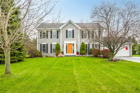 220 Southshore Pl, Webster, NY 14580