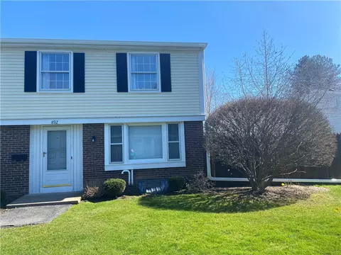 892 Hidden Valley Rd, Gates, NY 14624