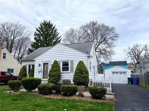 108 Burley Rd, Rochester, NY 14612