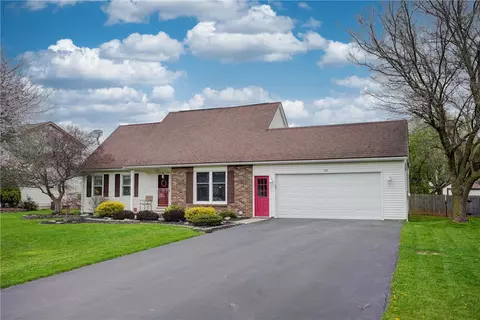 33 Rochelle Dr, Chili, NY 14428