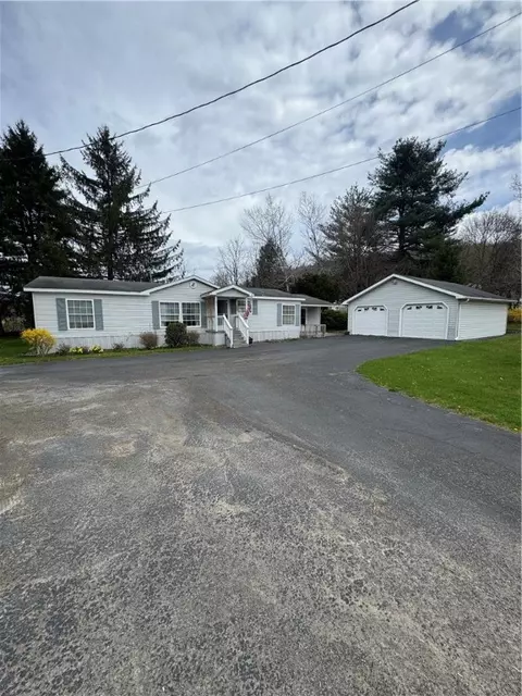 687 State Route 17c, Waverly, NY 14892