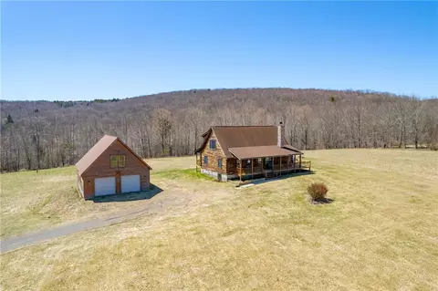 1725 Hubbell Hill Rd, Middletown, NY 12455