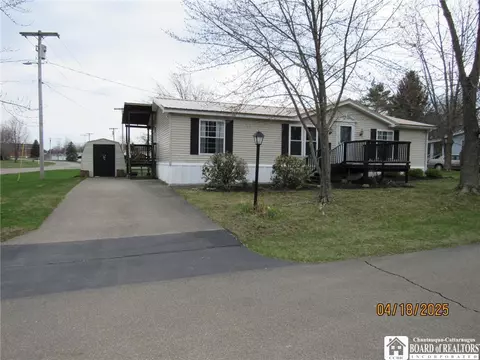 32 Ponderosa Ave, Brocton, NY 14716