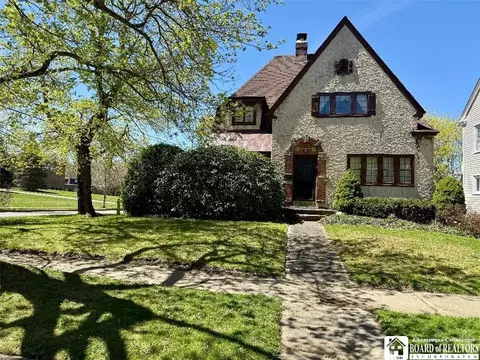148 Myrtle St, Jamestown, NY 14701
