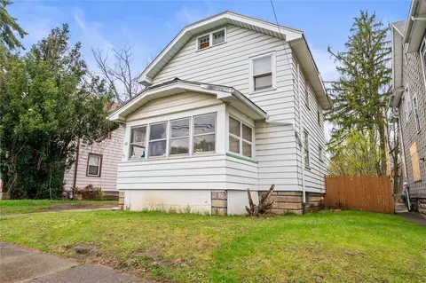 12 Willow St, Rochester, NY 14606