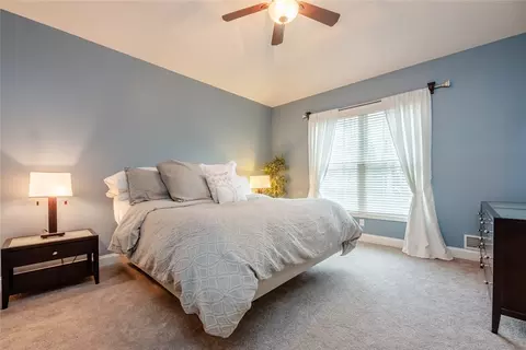 611 Brookstone Bnd, Webster, NY 14580 photo 28