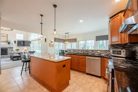 611 Brookstone Bnd, Webster, NY 14580 photo 15