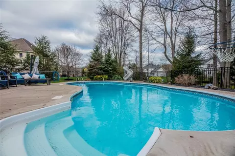 611 Brookstone Bnd, Webster, NY 14580 photo 46
