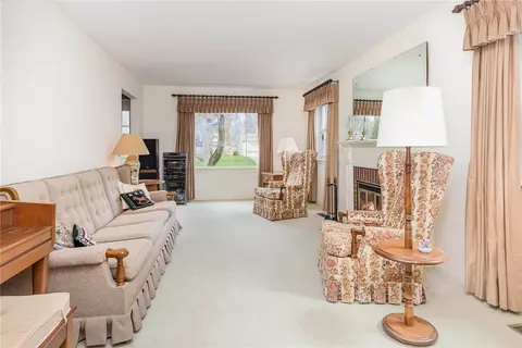 Living - 255 Belmeade Rd, Irondequoit, NY 14617 photo 3 of 5
