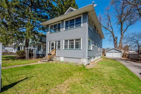 60 West Pkwy, Greece, NY 14616