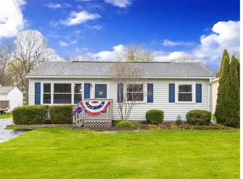 22 E Main St, Bloomfield, NY 14469