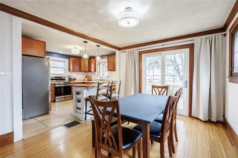 Dining - 380 Laurelton Rd, Irondequoit, NY 14609 photo 2 of 4