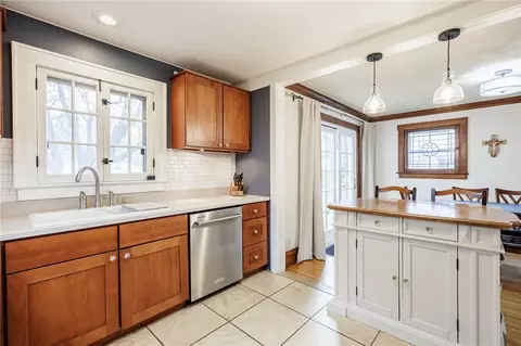 Kitchen - 380 Laurelton Rd, Irondequoit, NY 14609 photo 6 of 7