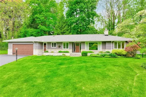 770 Van Voorhis Ave, Irondequoit, NY 14617