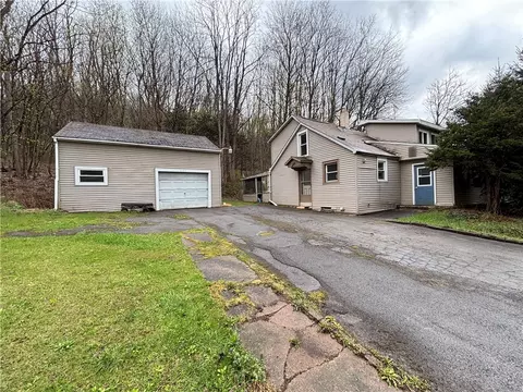 2190 Welcher Rd, Arcadia, NY 14513