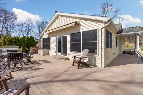 1397 W Lake Rd, Jerusalem, NY 14418