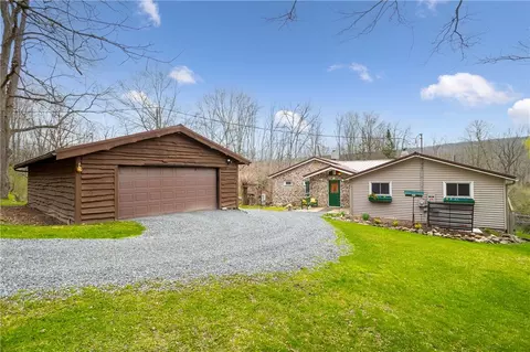 1601 Emerson Rd, Potter, NY 14507 photo 2