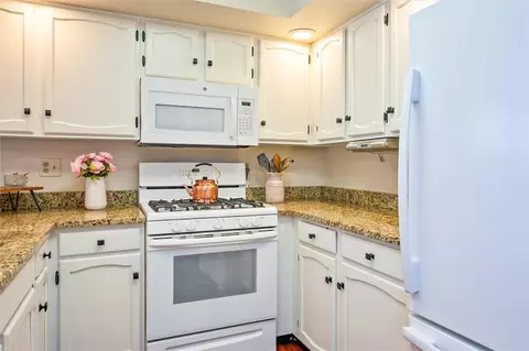 Kitchen - 66 Westover Dr, Webster, NY 14580 photo 3 of 3